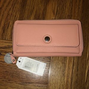Women’s Nautica wallet